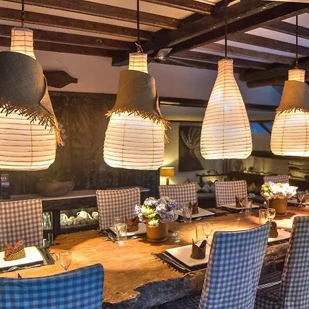 Phinisi Villas - Seminyak Beach